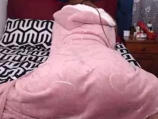 bootycallever from CamSoda