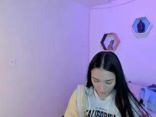 candice-kylie from CamSoda is Freechat