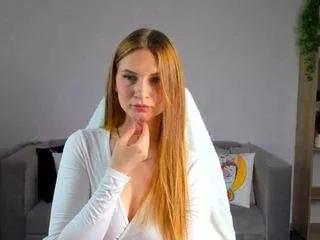 candylure from CamSoda is Freechat