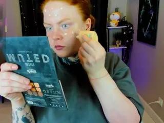 cassieredkiss from CamSoda