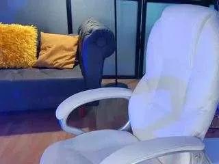 catta-james from CamSoda