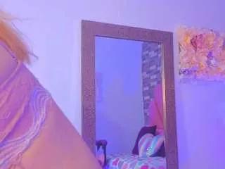 cherry-diamon from CamSoda is Freechat
