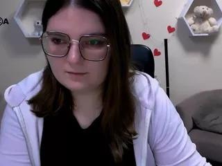 cherry-hugs from CamSoda is Freechat