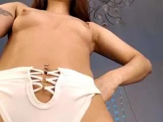 chloe-neal from CamSoda is Freechat