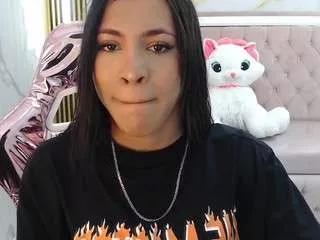 clara-evans-s from CamSoda is Freechat