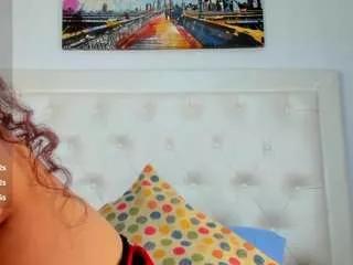 cocoqueenn from CamSoda