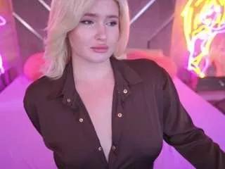 cocosecretss from CamSoda