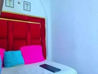 Photos of coralharrinsonn from CamSoda is Freechat