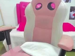 cristal-xoxo from CamSoda is Freechat