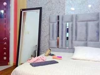 cutepetitee from CamSoda is Freechat