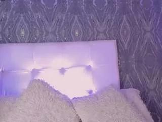 deaatenea from CamSoda
