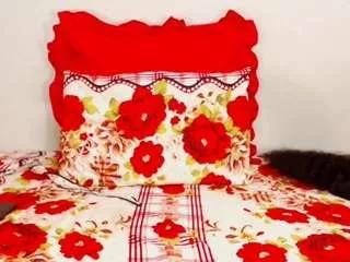 divinebooty93 from CamSoda is Freechat