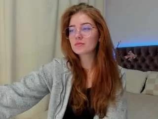 ellamayers from CamSoda