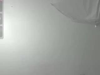 emiliaa-rosse from CamSoda is Freechat