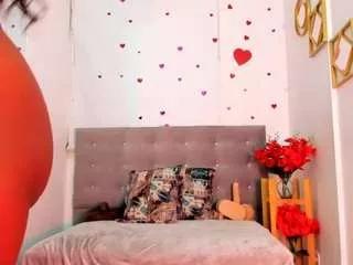 emma-foxx1 from CamSoda is Freechat