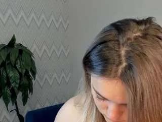 emma-reeed from CamSoda is Freechat
