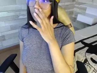 emma-ruiz from CamSoda