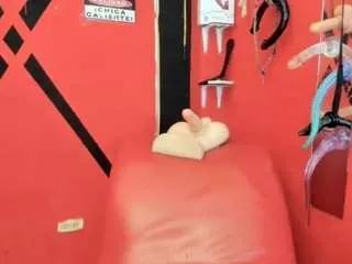 emmamorgan-kh from CamSoda is Freechat