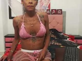 Photos of emperatris22cm from CamSoda is Freechat