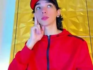estebanisaza from CamSoda