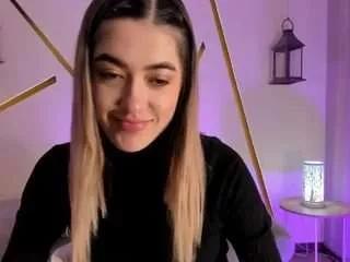 evebenson from CamSoda