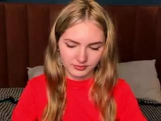 evelineamore from CamSoda