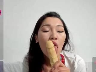 floomaliana from CamSoda