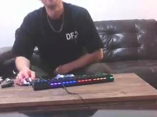 Photos of foxdenz6941 from CamSoda is Freechat