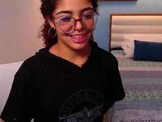 hanna-chris from CamSoda
