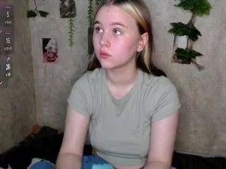 helen-drums from CamSoda