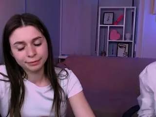 helly-kiss from CamSoda