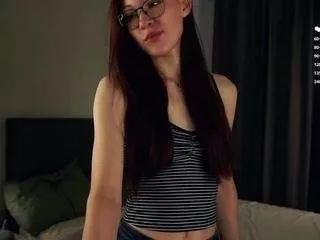 hillarywitek from CamSoda