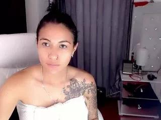 holly-t from CamSoda