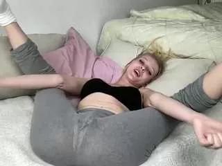 Photos of hornygirl1473 from CamSoda is Freechat