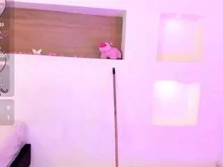 islarose1 from CamSoda is Freechat