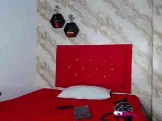 issa-love from CamSoda is Freechat