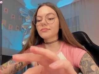 Girls: try live performances with matured performers, from dancing to quirks, in a variety of beautiful sex cams.