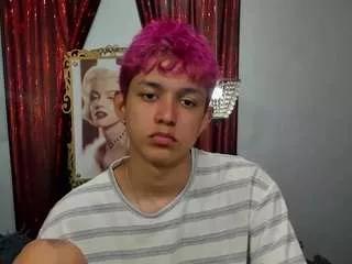 Photos of jisus-cat from CamSoda is Freechat