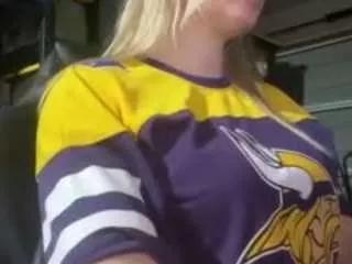 Juliaking11 webcams show profile image 