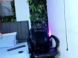 kattefox from CamSoda