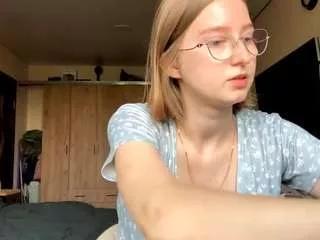 Photos of kattie-big-boo from CamSoda is Freechat
