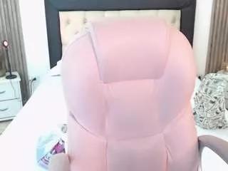 kittyy-lovee from CamSoda