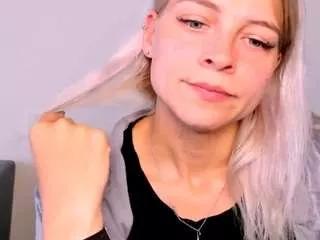 kristihoward from CamSoda is Freechat