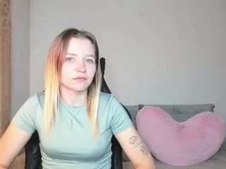 Photos of kruassan33 from CamSoda is Freechat