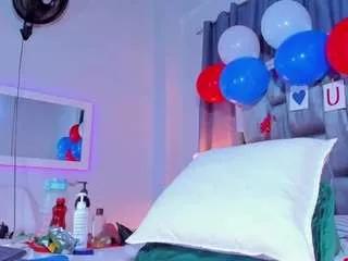 liaantonela69 from CamSoda