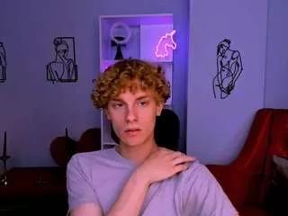 liam-bb from CamSoda is Freechat