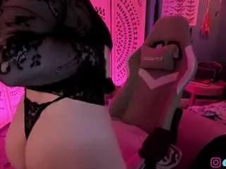 lila-ellis from CamSoda