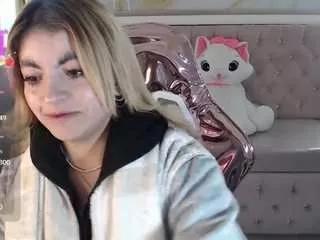 lili-conor-s from CamSoda