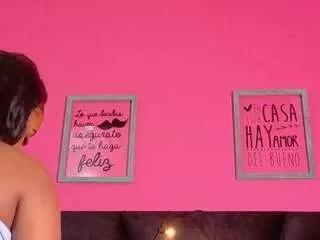 lilisantos from CamSoda