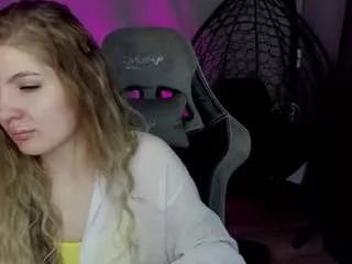 lilywilliamss from CamSoda